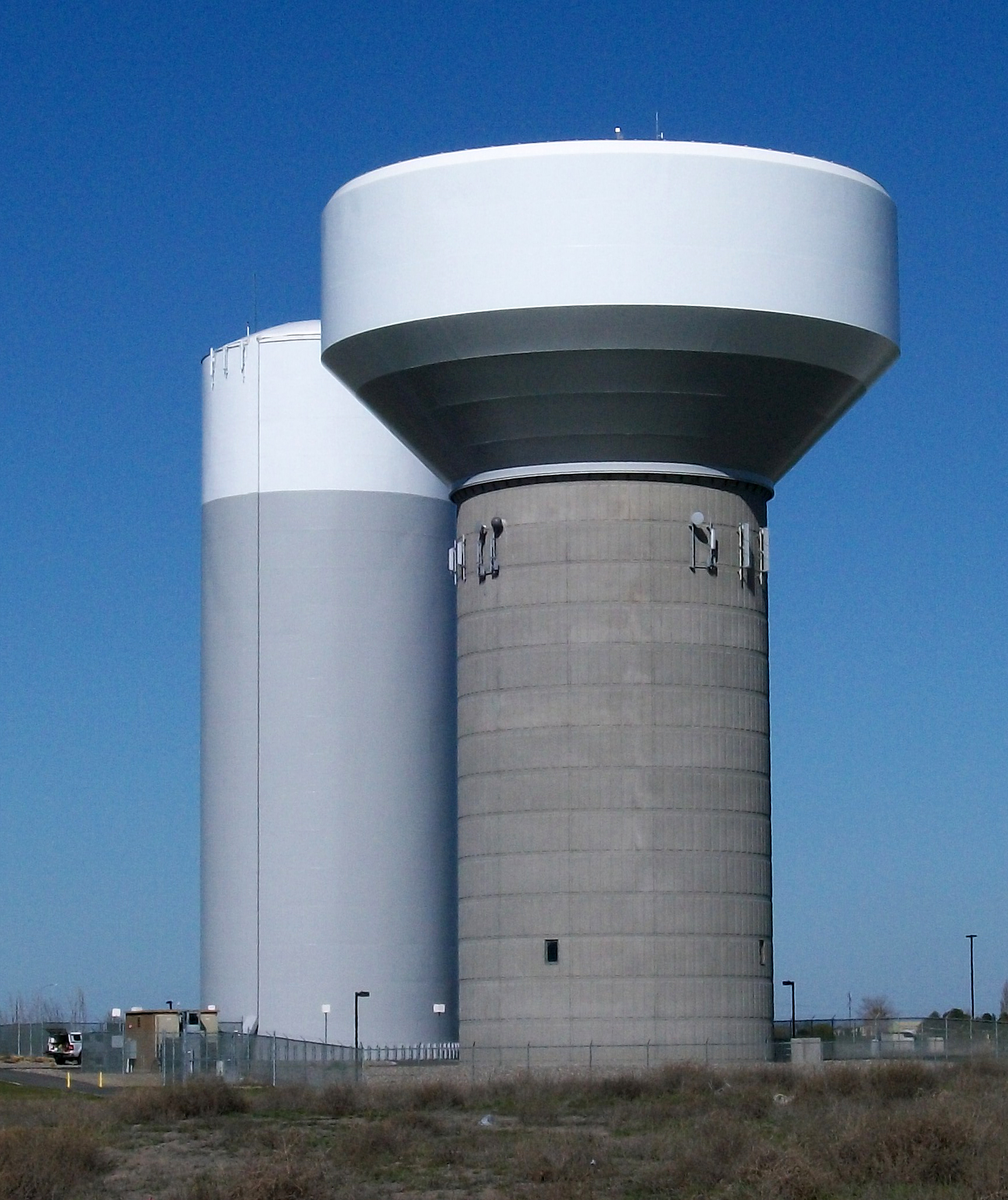 Pasco water towers