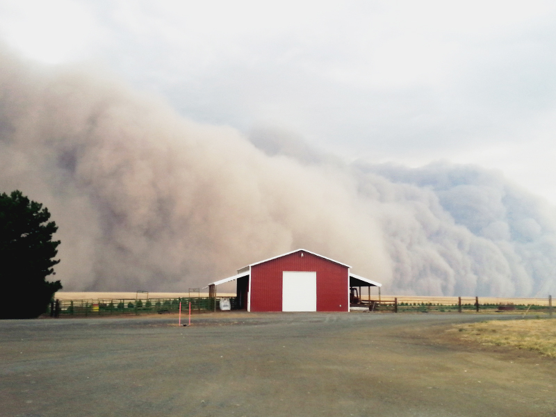 https://ecology.wa.gov/ecology/media/BlogMedia/AQ/2023-duststorm_1.jpg?ext=.jpg