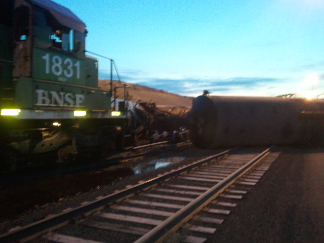 BNSF Sacajawea train derailment