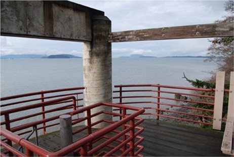Padilla Bay Reserve Observation Deck overlooking the bay